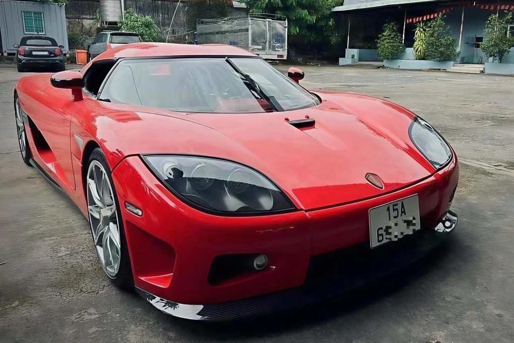 Xôn xao siêu xe Koenigsegg CCX trăm tỷ của đại gia Hải Phòng đi đăng kiểm - 1